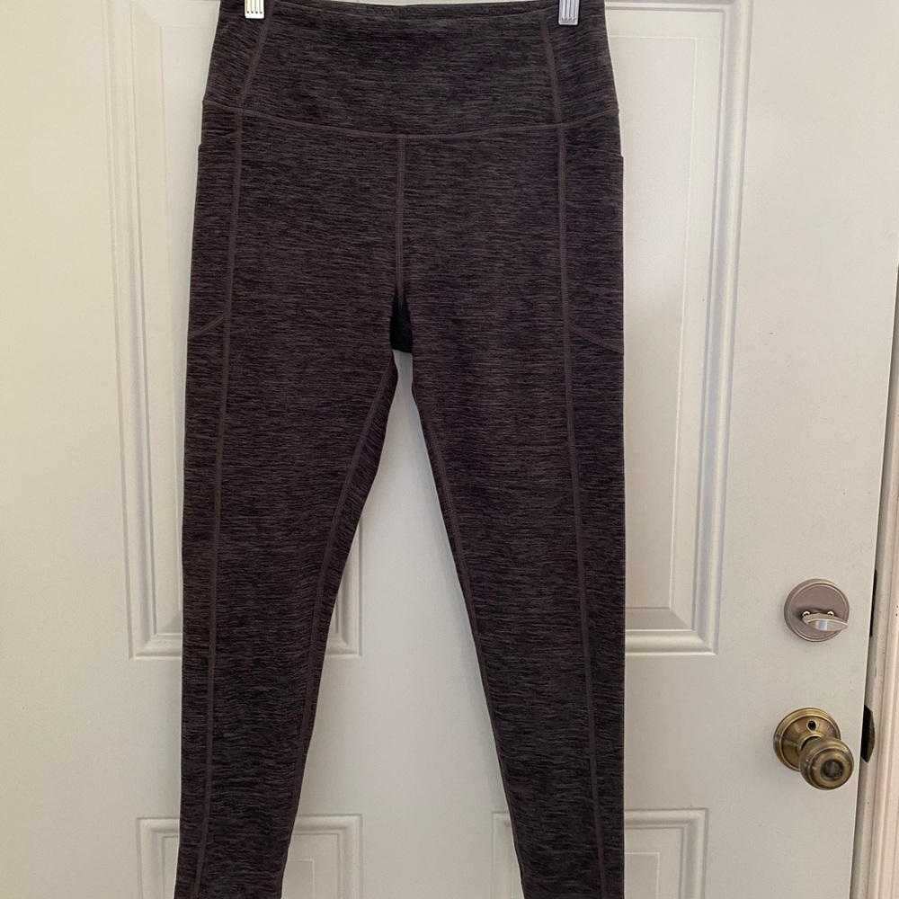 NWOT Victoria Secrets Leggings Medium